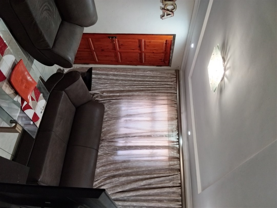3 Bedroom Property for Sale in Harare Western Cape